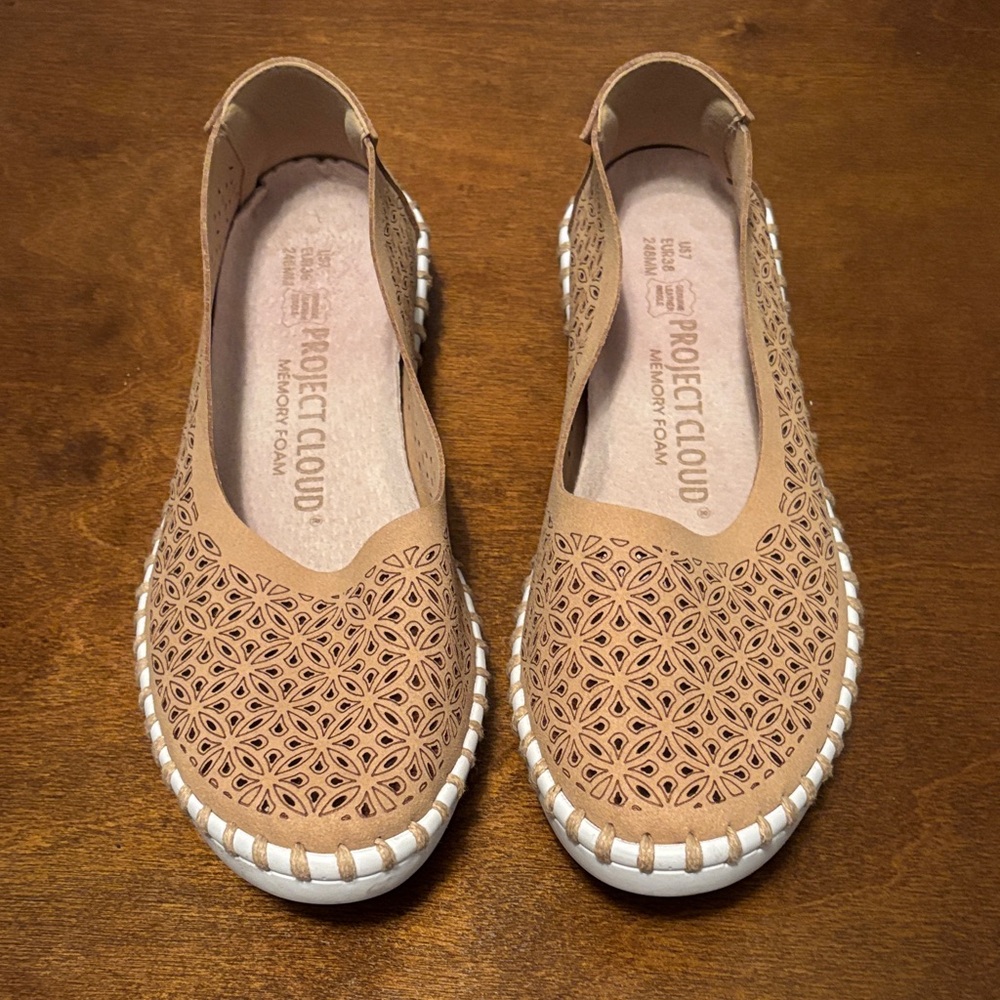 Project Cloud Women's Brown Loafers